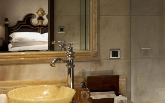 Grand Pleasure Spring Hotel