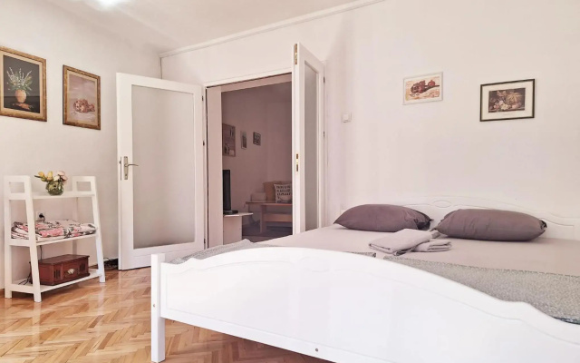 Apartman Square