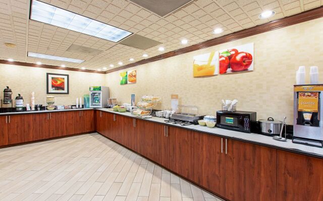 Quality Inn & Suites Florence Civic Center