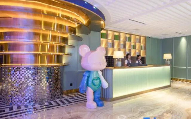 Haining Relax Grand Hotel