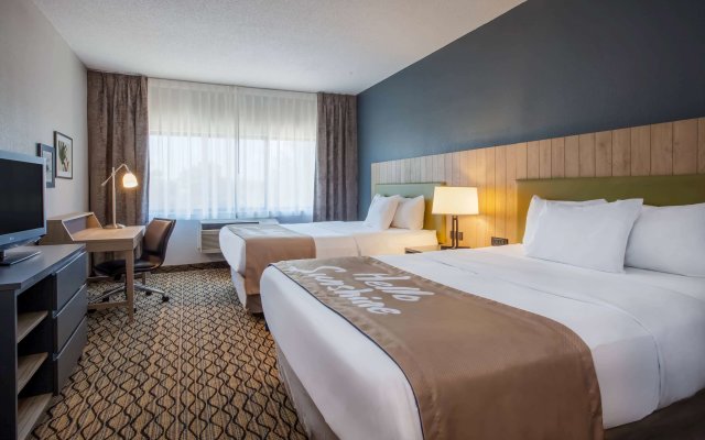 Days Inn & Suites by Wyndham Rochester Hills MI