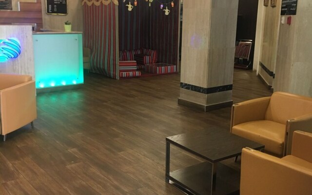 Everest International Hotel