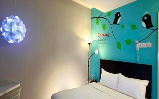 Hotel Zamburger Bliss