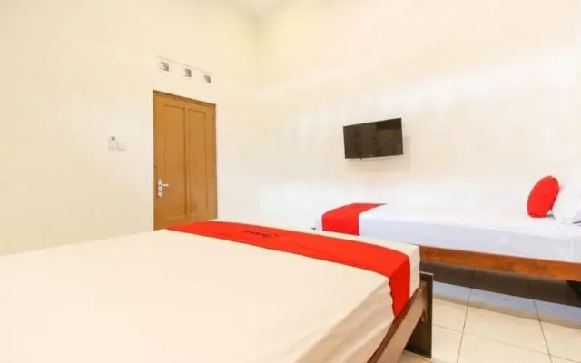 Reddoorz Near Rs Sarjito Yogyakarta
