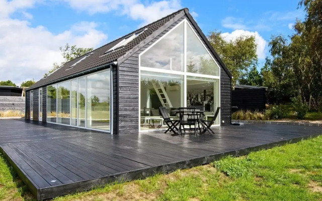 Pleasant Holiday Home in Ebeltoft near Sea