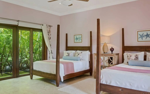 Sophisticated Villas With Private Pools and Staff