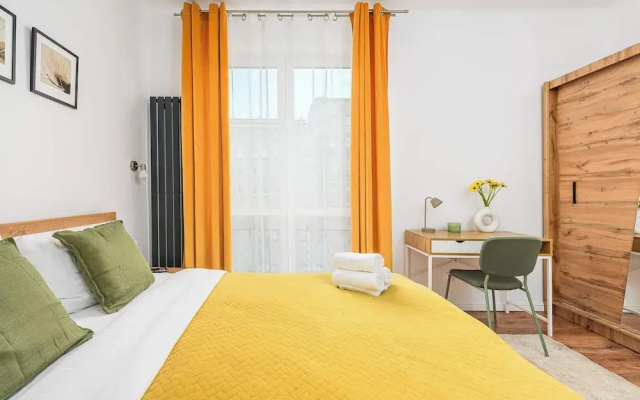 Lumina 3-room apart in the center Warsaw