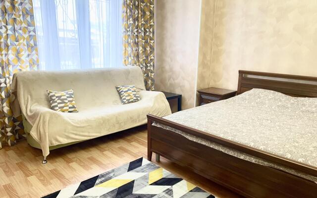 Апартаменты на улице Игоря Киртбая 5/2