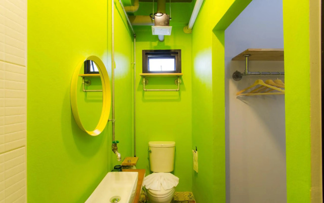 bloo Hostel