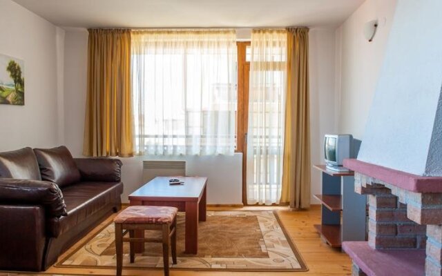 Apartments Hadzhiata