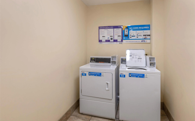 Best Western Parkside Inn