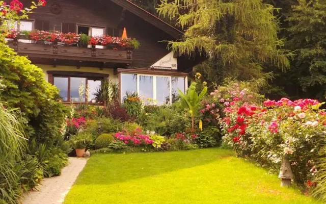 Blumenpension Strauss