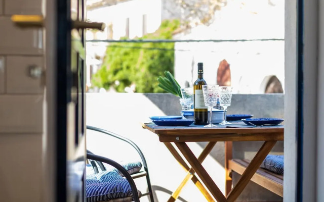 Adorable Holiday Home Located Near the Beach