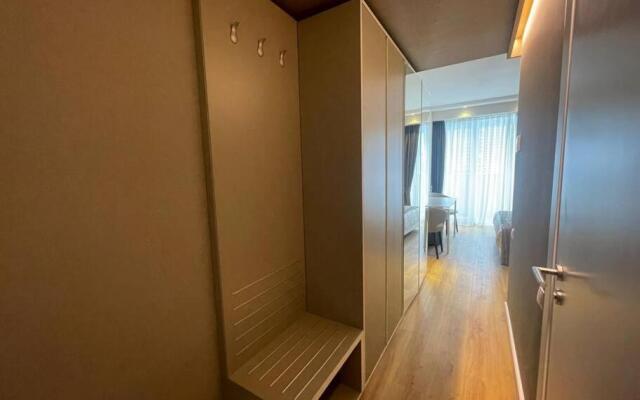 Leo Group Luxury Apartment 18-32 Alliance Palace