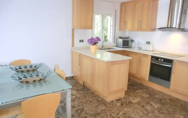 106147 - Villa in Lloret de Mar