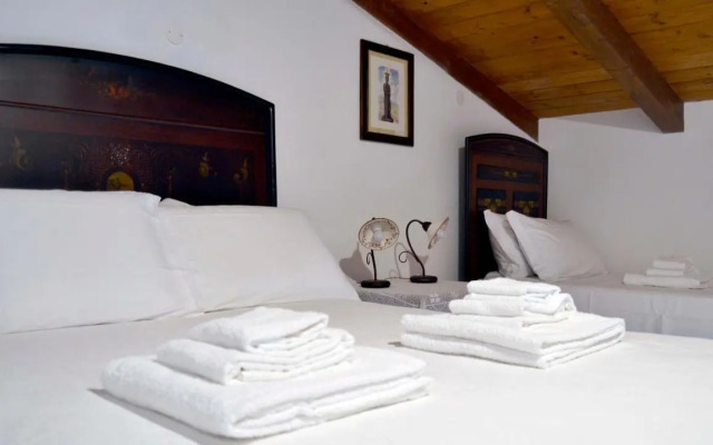 Casa Vacanza Su Montiju