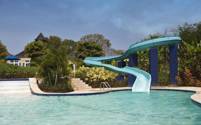 Smugglers Cove Resort and Spa All Inclusive