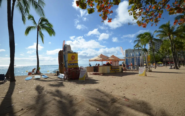 Kuhio Village #1201 by RedAwning