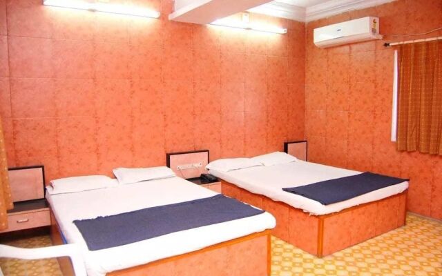 Hotel Meera