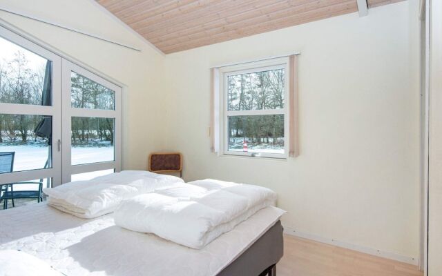 6 Person Holiday Home in Vemb-by Traum