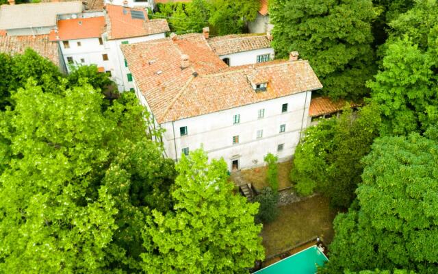 Charming historic residence from the 1500s