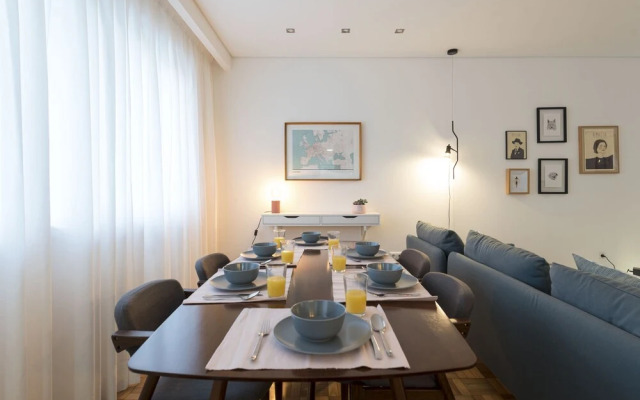 Bruno's Downtown Apartment