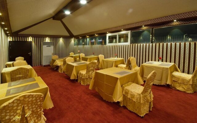 Nafoura Al Hamra Hotel