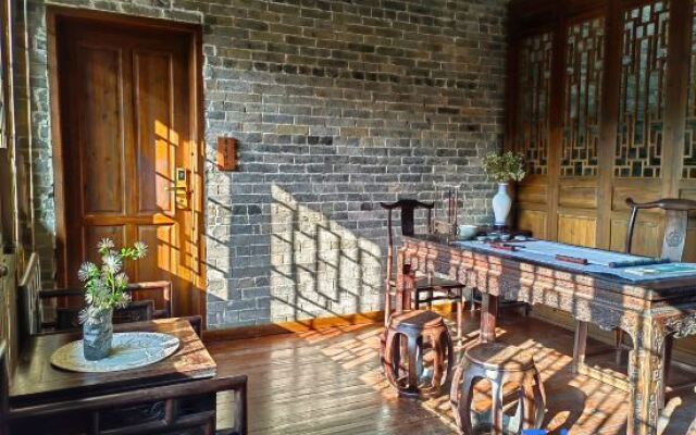 Huangyao Ancient Town Shengzhifu Hotel