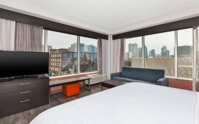 Holiday Inn Express & Suites Jersey City - Holland Tunnel, an IHG Hotel