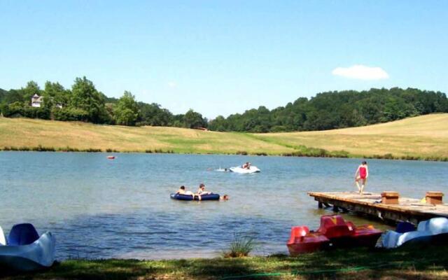 Domaine du Lac dHarrieta