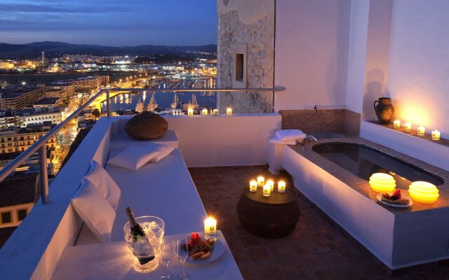 Hotel La Torre del Canonigo - Small Luxury Hotels