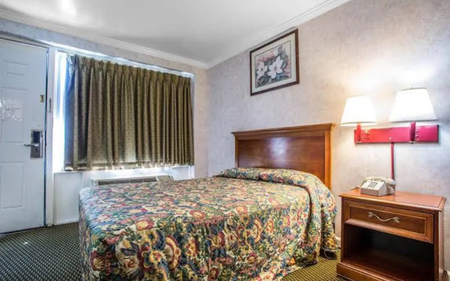 Downbeach Inn