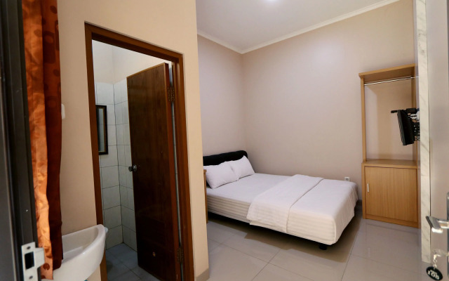 Shofy Guest House Syariah 33 Subang