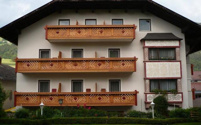 Hotel Alpenrose