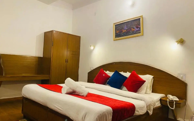 Hotel Tara Regenecy