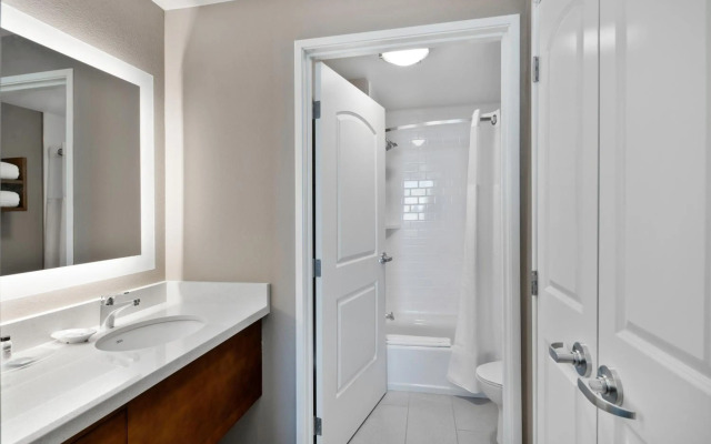 Staybridge Suites Irvine-John Wayne Airport by IHG