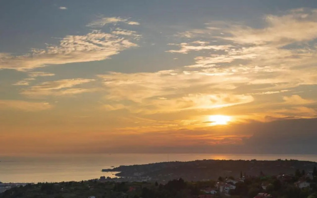 Seaview APARTMENTS HOJA