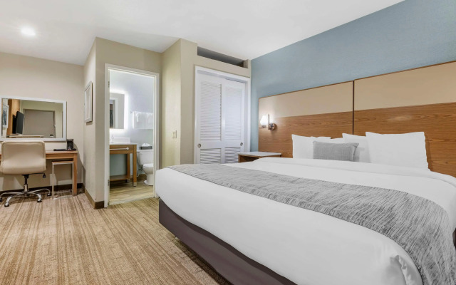 Best Western Carlsbad by the Sea