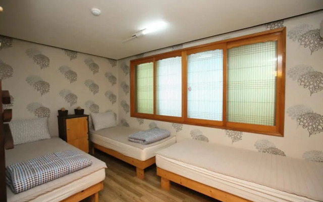 Jeju Airport Mira Guesthouse