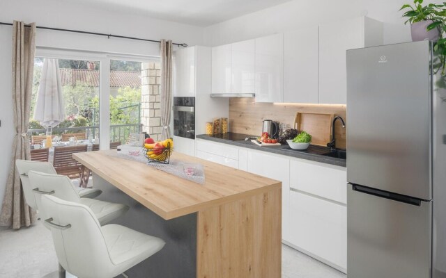 Amazing Home in Rovinj With Wifi and 4 Bedrooms