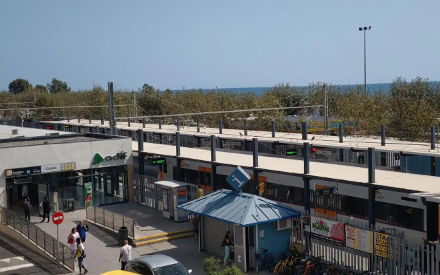 Luxury Apartment Accommodation, next to beach & train station Calella