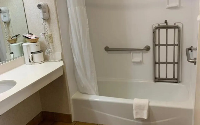 Olive Tree inn & Suites