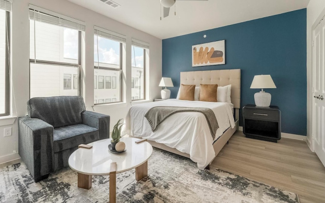 Landing Apartments - South Austin