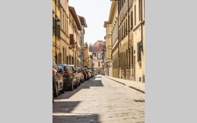 A touch of History, in Santa Reparata