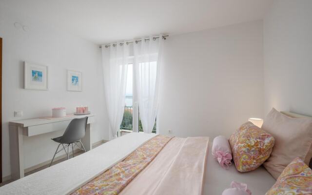 Amazing Home in Dramalj With Wifi and 3 Bedrooms