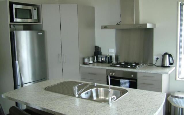 Lawrence Townhouse Accommodation