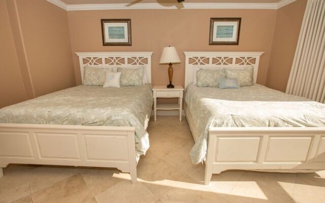 Shoreline Towers 1052 2 Bedroom Condo by RedAwning