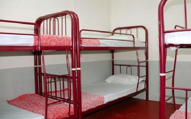 Stay-In Lodge