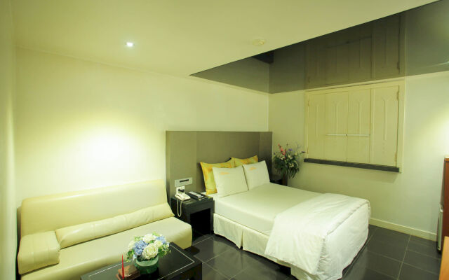 The Unique Hotel 28