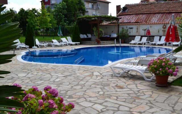 Saint George Family Hotel